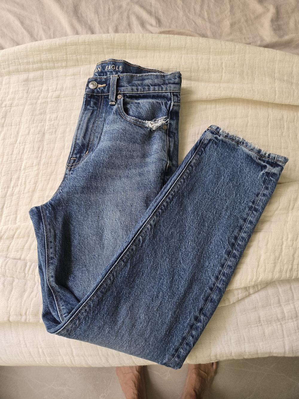 American Eagle Outfitters Light Blue High-Waist Jeans